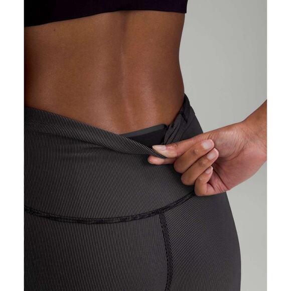 LuLulemon Athletica Base Pace High-Rise Tight 25" Two-Tone Ribbed Leggings 4 - Picture 4 of 13